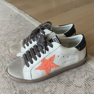 Brand new GG Superstar Limited Edition Venice